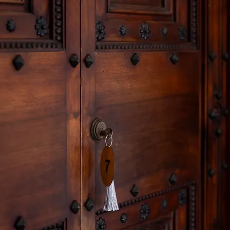 Palazzo Piccinno Парабита