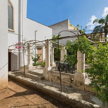 Palazzo Piccinno Гостевой дом 4*