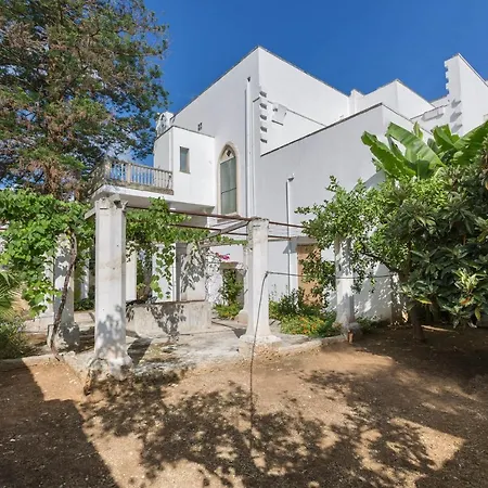 Palazzo Piccinno Гостевой дом