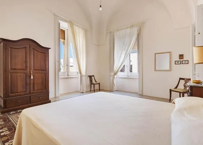 Palazzo Piccinno 4* Parabita