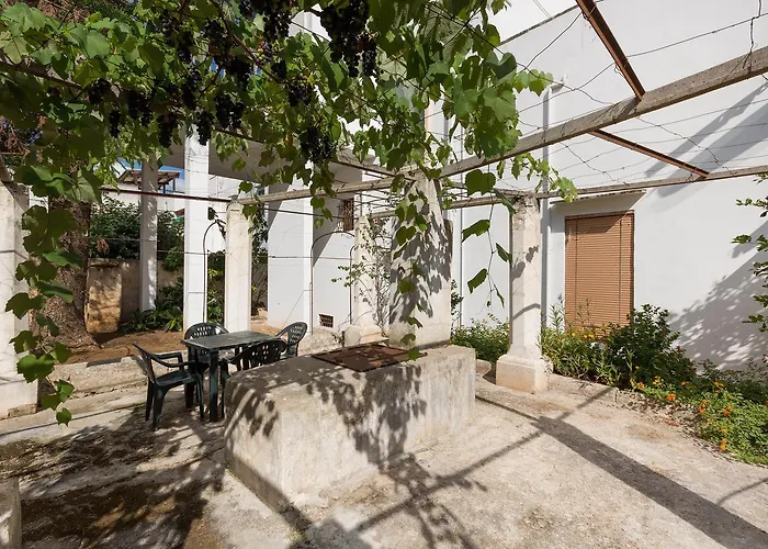 Konukevi Palazzo Piccinno 4*